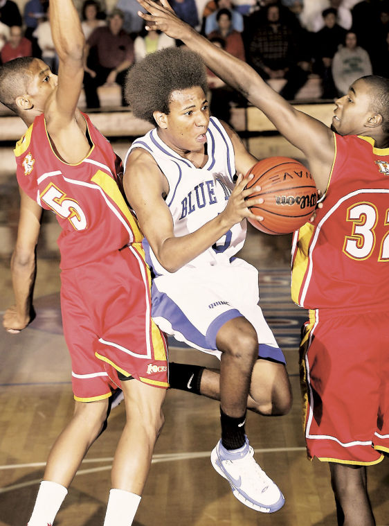 Quincy tops Rocks to stay atop Big 6